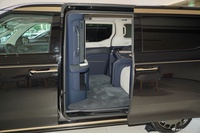 2024款ZEEKR 009 光辉典藏版