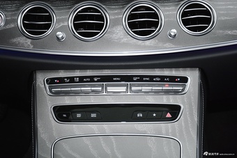 2021款奔驰E级改款 E 300 L 运动豪华型 