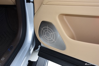 2024款问界M7 1.5T 两驱Plus版 5座