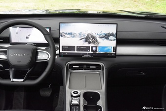 2025款瑞虎8 PLUS 1.6T 乘风版 5座