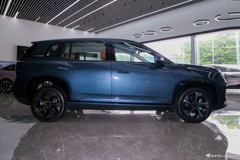 2026款AION V 埃安霸王龙 家庭版 520 智豪版