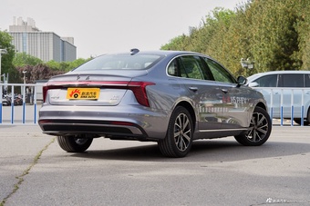 2025款红旗H5 PHEV 170 超混版