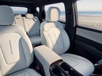 2025款现代ELEXIO 四驱基本型 官图