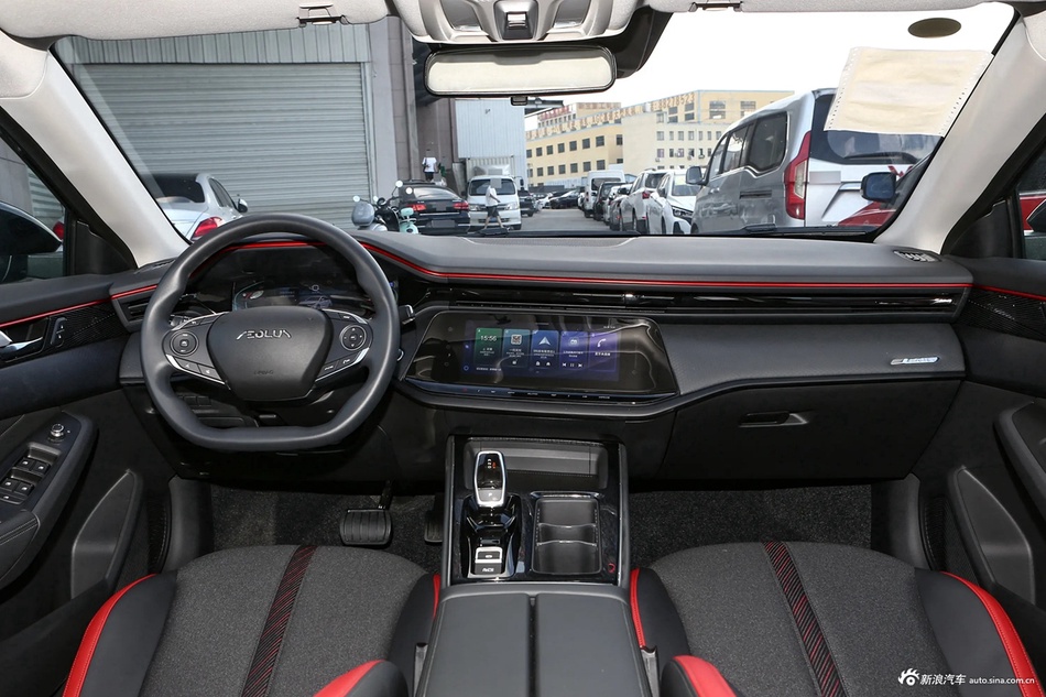 2024款奕炫MAX 豪华版