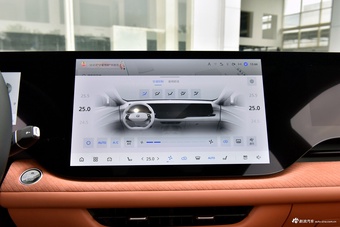 2025款长安CS75 PLUS 第四代 UItra 2.0T 新蓝鲸 擎风型