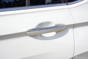 2024款途观L 出众款 330TSI 自动两驱R-Line龙耀版