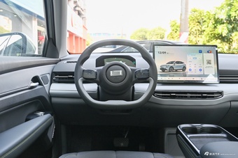 2025款悦意03 565km 畅享版