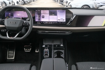 2026款奥迪A6L 3.0T quattro 旗舰型