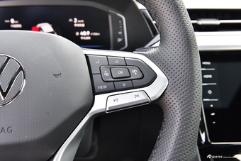 2026款一汽-大众CC 330TSI 炫目 3000万辆甄选款