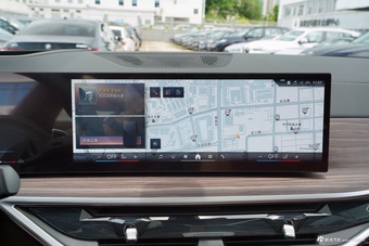 2025款宝马X5 xDrive 40Li M 运动套装