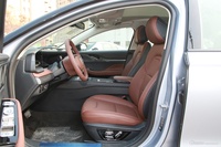 2024款林肯Z 2.0T 混动 两驱尊逸版