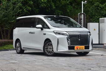 2025款魏牌 高山 四驱高山7