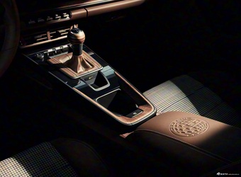 2025款911 GT3 90 F.A.Porsche 官图