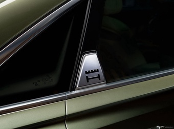 2022款奥迪A8L Horch创始人版 传奇型