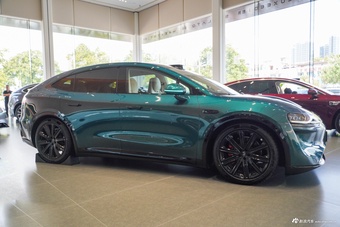 2026款智界R7 纯电 UItra