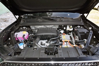 2025款瑞虎8 PLUS C-DM 1.5T 116KM豪华型 5座图片