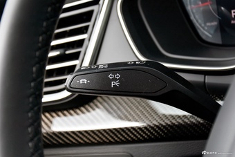 2025款奥迪Q5L Sportback 45周年典藏版 40 TFSI 豪华型