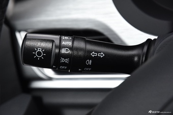 2025款瑞风M3 PHEV PLUS 2.0L 85km 智联版 9座