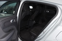 2024款沃尔沃C40 长续航版