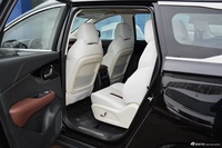 2021款远志M1 7座贵宾版