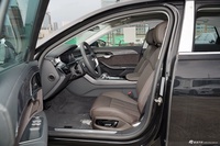 2025款奥迪A8L 45 TFSI quattro 豪华型