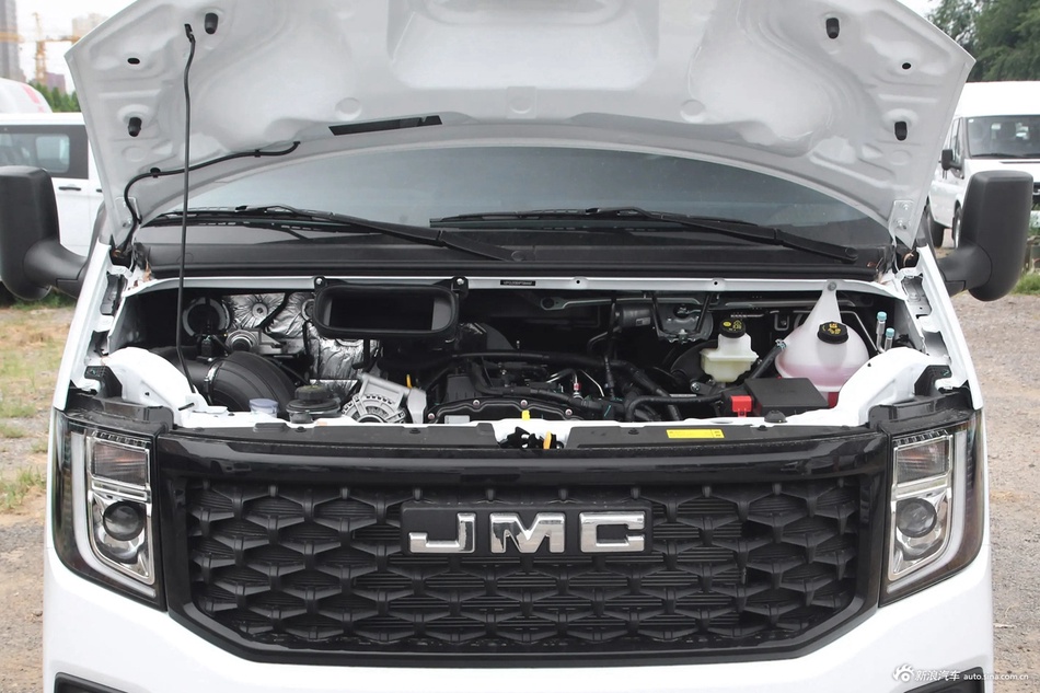 2023款江铃福顺2.0T 手动短轴低顶商运型多功能乘用车6座 双开尾门