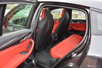 2019款宝马X4 M