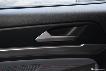 2025款凌渡L 280TSI DSG炫辣版