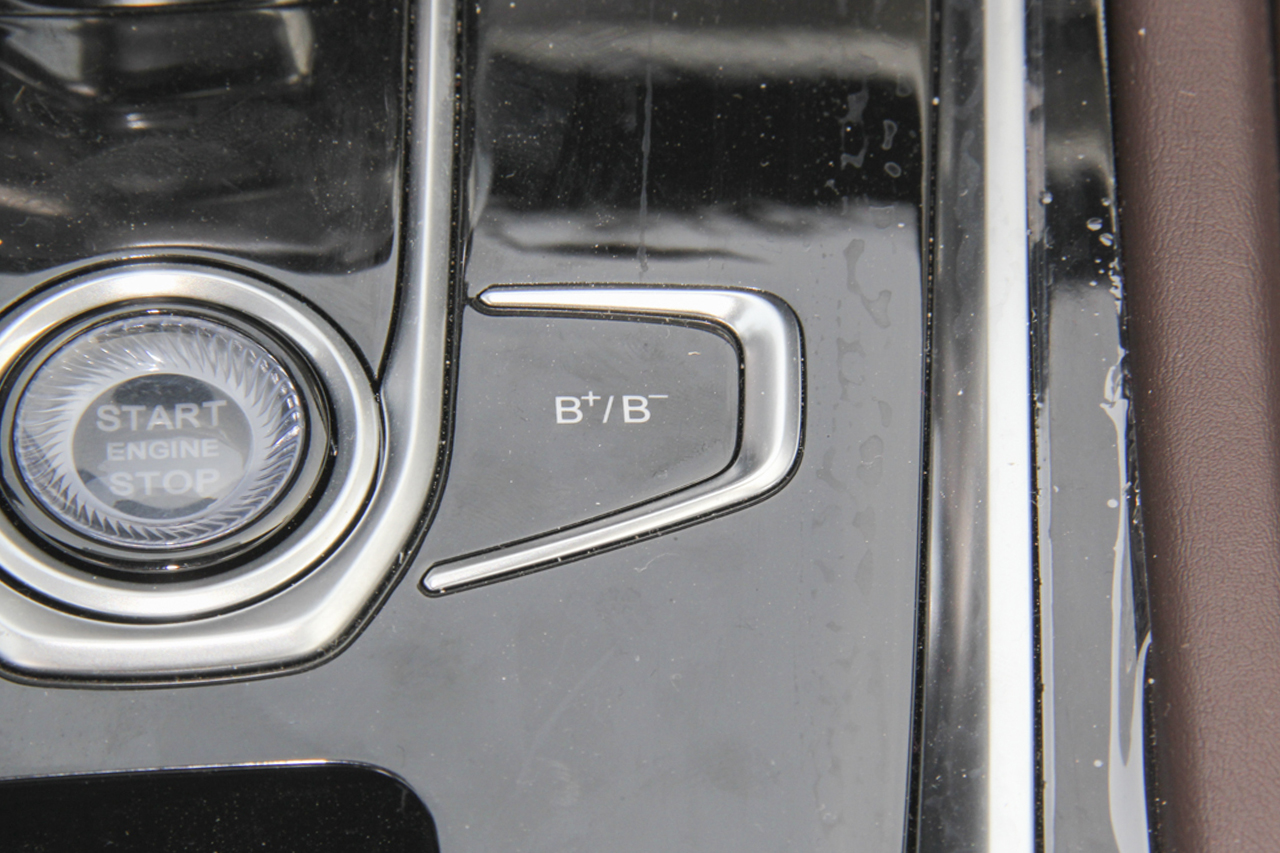  2019款逸动EV460 智领版
