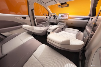 2025款MG4 EV 537km智趣版 官图