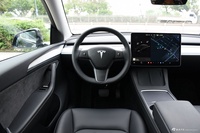 2024款Model Y 后轮驱动版