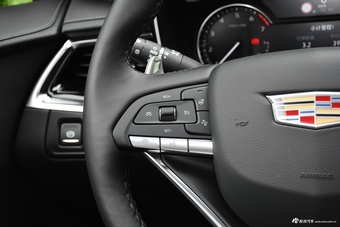 2021款凯迪拉克XT6 28T 六座四驱豪华运动型