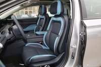 2024款林肯Z 2.0T 混动 两驱尊耀版