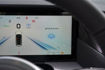 2025款红旗HS7 PHEV 改款 2.0T PHEV 四驱200万辆纪念版 7座
