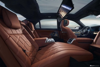 2026款宝马7系 740Li 熠影臻藏版 M运动套装