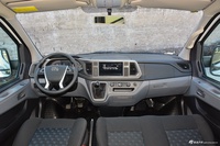 2024款上汽大通MAXUS V80 傲运通 6MT 短轴中顶127Ps 5/6座