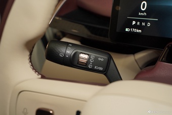 2025款ZEEKR X 五座后驱版