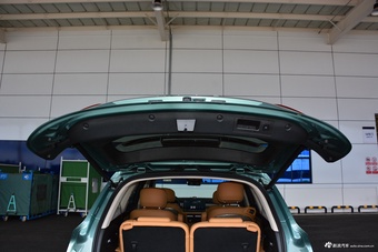 2022款问界M7 1.5T 增程式 四驱豪华版