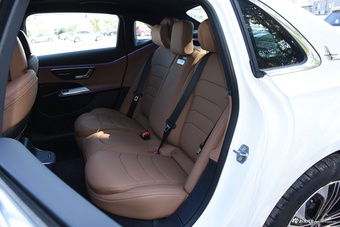 2025款奔驰E级 E 300 L 时尚运动型