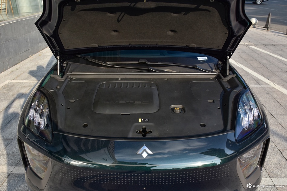 2025款昊铂HL增程 改款350 Max六座激光雷达版