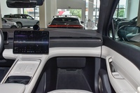 2025款蔚来EC6 75kWh