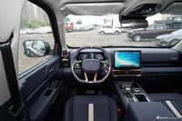 2023款大道 追光者 2.3T汽油自动四驱标轴尊享款