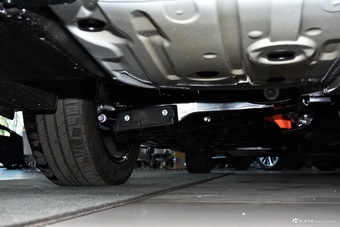 2025款威尔法 皇冠 双擎 2.5L 墨金版