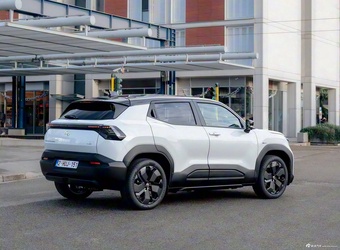 2026款Urban Cruiser 基本型 官图