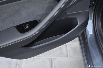 2020款特斯拉改款Model 3 长续航后轮驱动版 