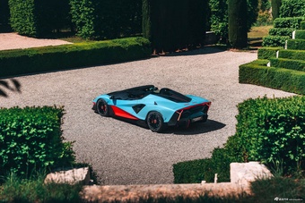 2026款Fenomeno Roadster 官图