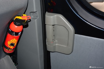 2022款凯锐浩克2.0L畅运标准6座高顶