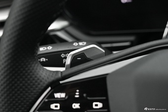 2026款一汽奥迪A5L 2.0T 运动版