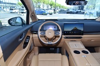 2025款岚图梦想家 PHEV 四驱尊贵乾崑版