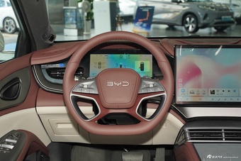 2026款海豹07 DM-i 1.5T 230km 旗舰型